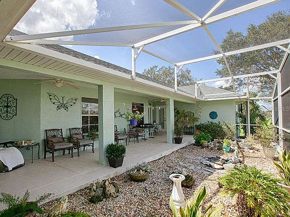 3rd image of 14707 Green Valley Blvd