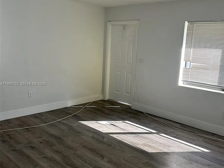 34 W 31st St #4 — Photo 9