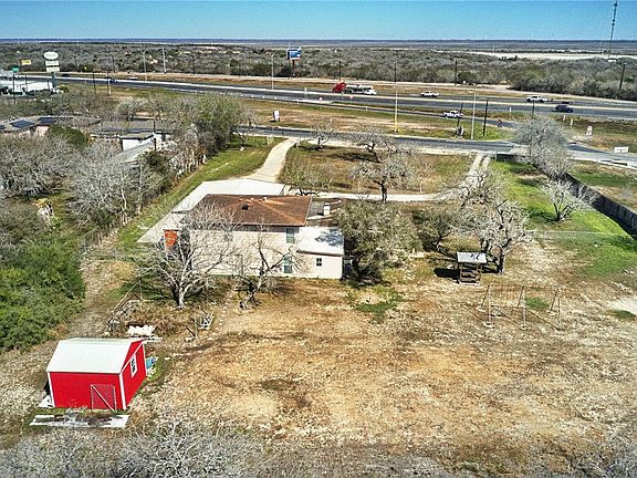 3rd image of 9443 Up River Rd