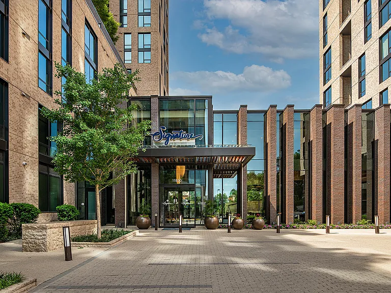 Welcome to Signature located in Reston Town Center