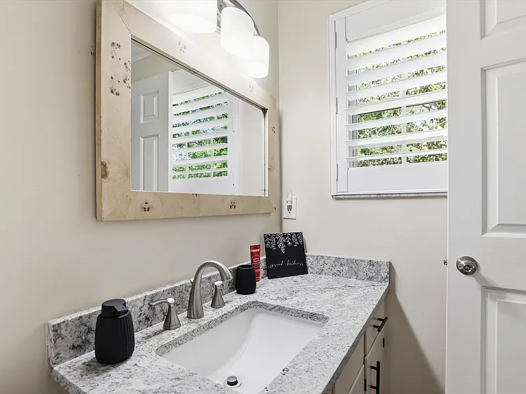 3456 Mahoney Dr — Photo 17