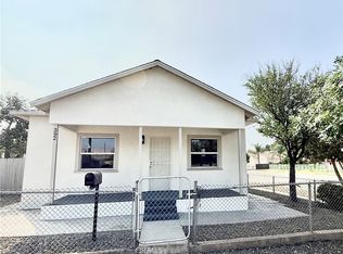 392 W L, Colton, CA 92324