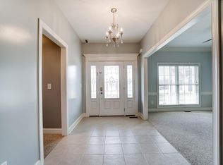 1971 Forest View Ct, Pataskala, OH 43062