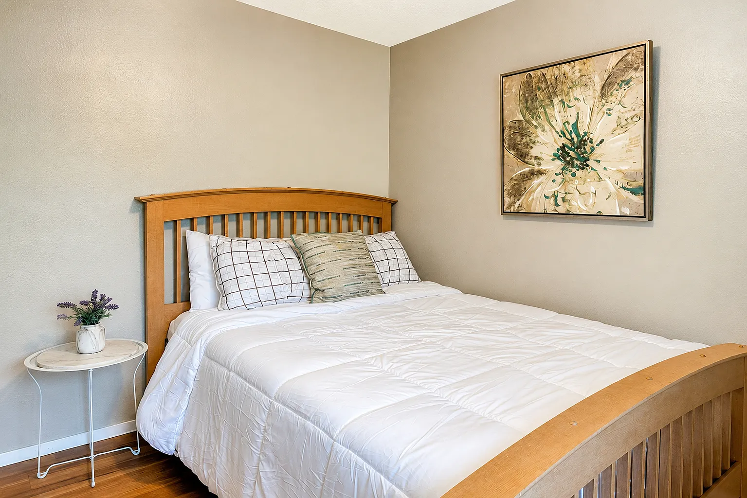 4 bed, 1120 sqft, $4,500 — Photo 2