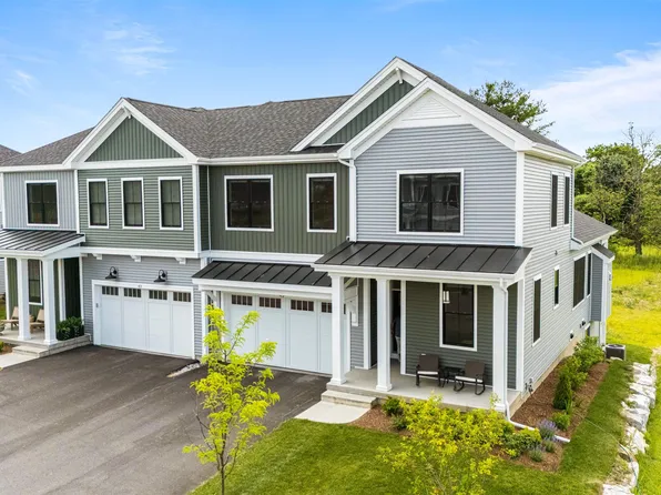 45 Elmore Street #T-04, Shelburne, VT 05482