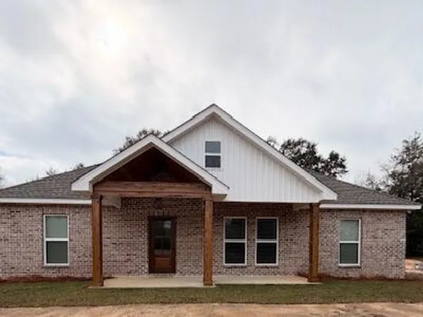 7258 Big Island Rd, Moss Point, MS 39562