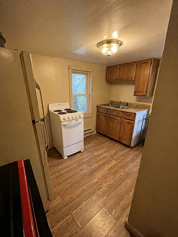 1 bed, $1,250 — Photo 3