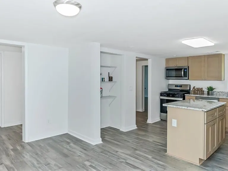 204 Mill St — Photo 13