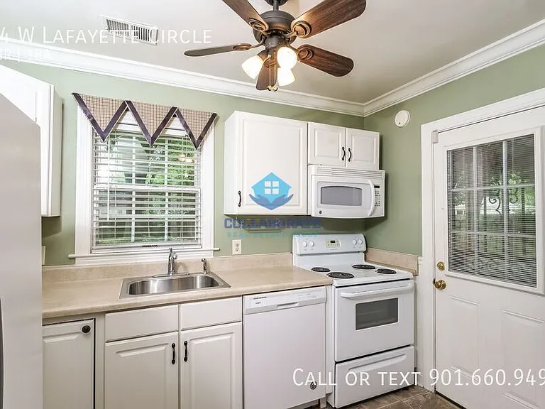 84 W Lafayette Cir — Photo 10