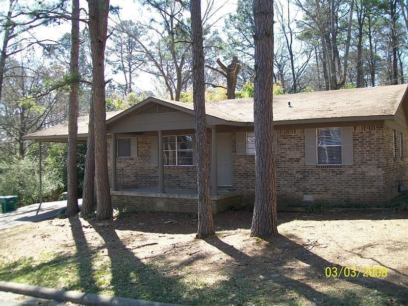1st image of 105 Hughes Dr