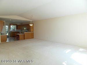 4th image of 14 Carriage Ln