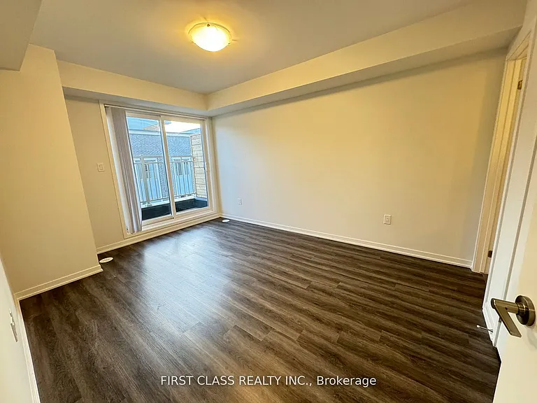 141 Honeycrisp Cres #Townhouse 194 — Photo 10