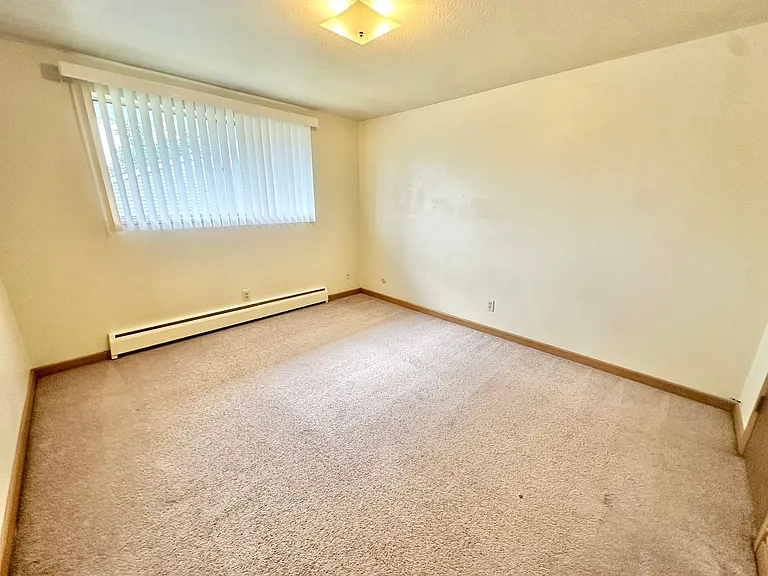 2517 N Garfield Ave — Photo 13