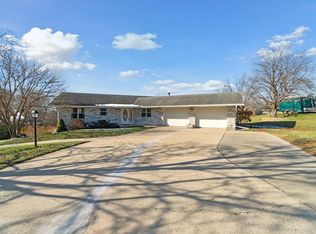 830 River St, Portage, WI 53901