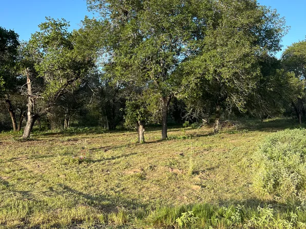 108 Timber LOT 60, La Vernia, TX 78121