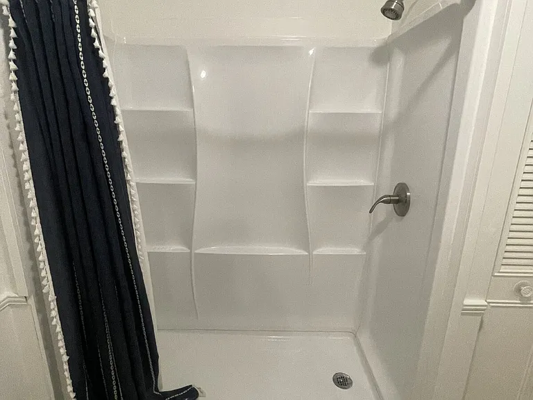 107 Montana Ave — Photo 15