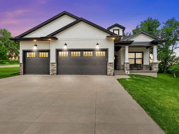 2300 Dempster Dr, Coralville, IA 52241