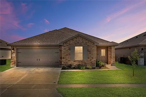 7713 Lariat Toss Dr Photo 1
