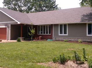 2610 Orchard Ln, Lawrence, KS 66049