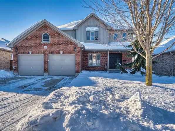 220 Armstrong St W, North Perth, ON N4W 3V8