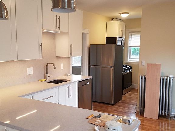 60 Dustin #1 Boston (Brighton) Unit Photo 1