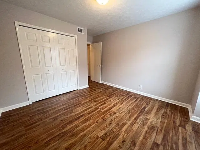 2 bed, 800 sqft, $975 — Photo 4