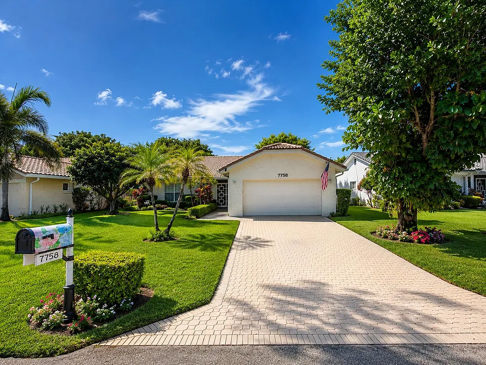 7758 Cloverfield Cir