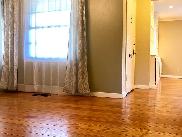 Formal dining room (front entry in background)