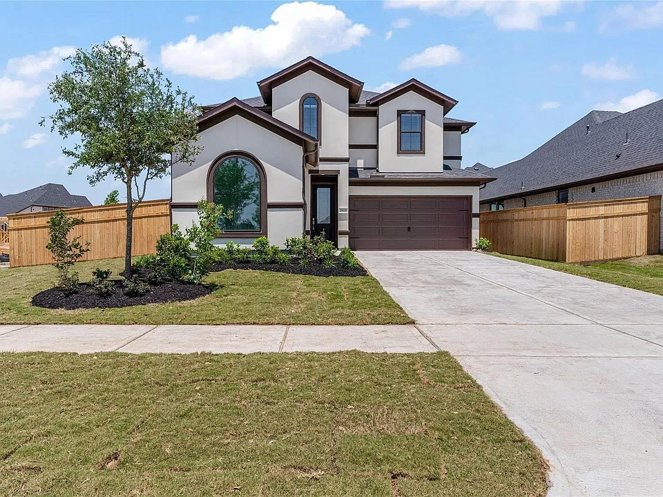 29030 Laurel Grove Ln
