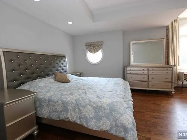 1513 13th Street image 18 of 26