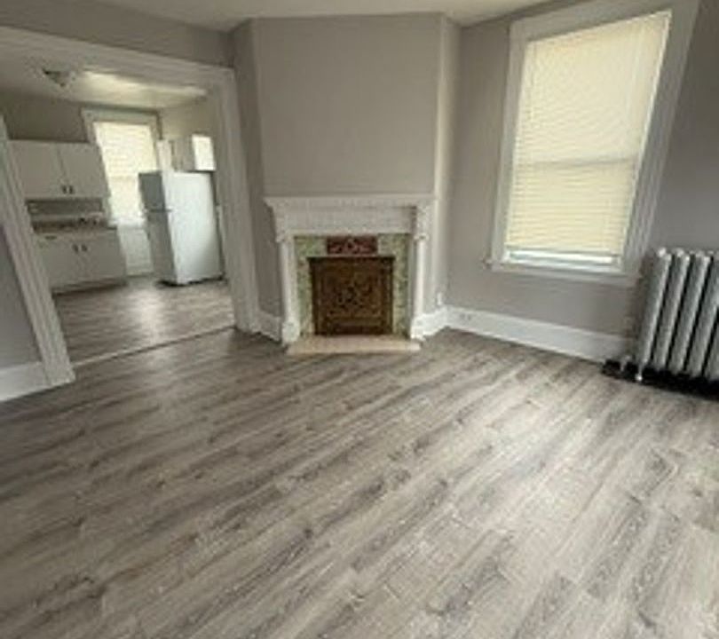 1st image of 164 Washington Ave #7