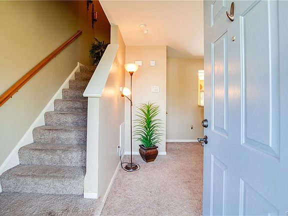 5th image of 4701 Millers Ln