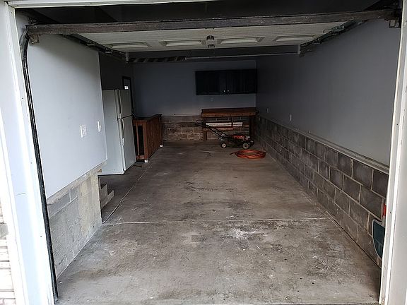 Workbench and steel cabinets