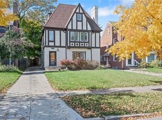 3644 Rolliston Rd, Shaker Heights, OH 44120
