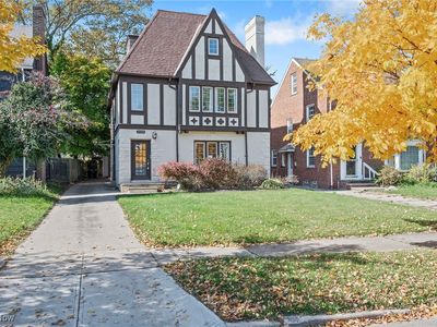 3644 Rolliston Rd, Shaker Heights, OH, 44120