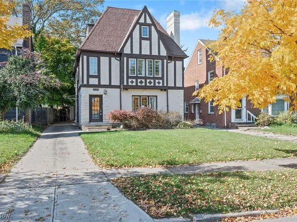 3644 Rolliston Rd, Shaker Heights, OH 44120