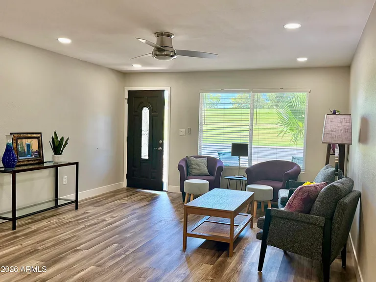 5509 S Mill Ave — Photo 3