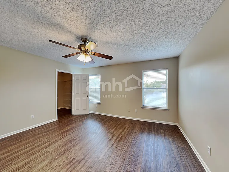 3353 Chapel Ct — Photo 11
