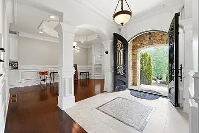 6 bed, 6.5 bath, 4500 sqft, $6,500 — Photo 3