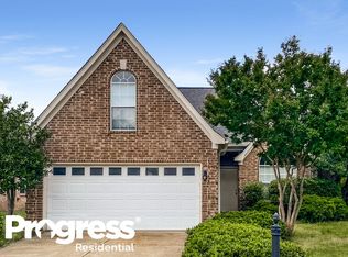 7271 Crape Myrtle Dr, Olive Branch, MS 38654