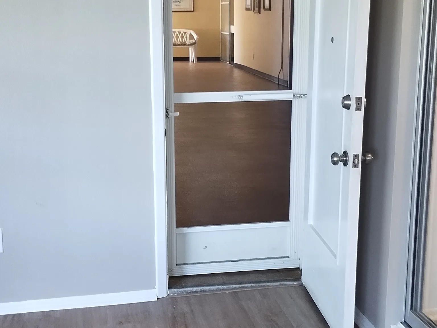 2 bed, 1100 sqft, $1,650 — Photo 3