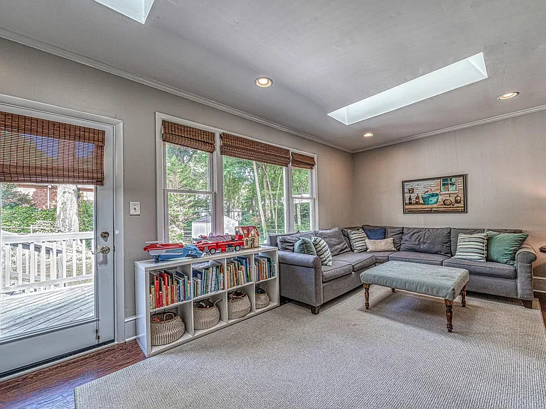 1810 Wandering Way Dr — Photo 12