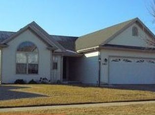 3921 Wild Flower Dr, Champaign, IL