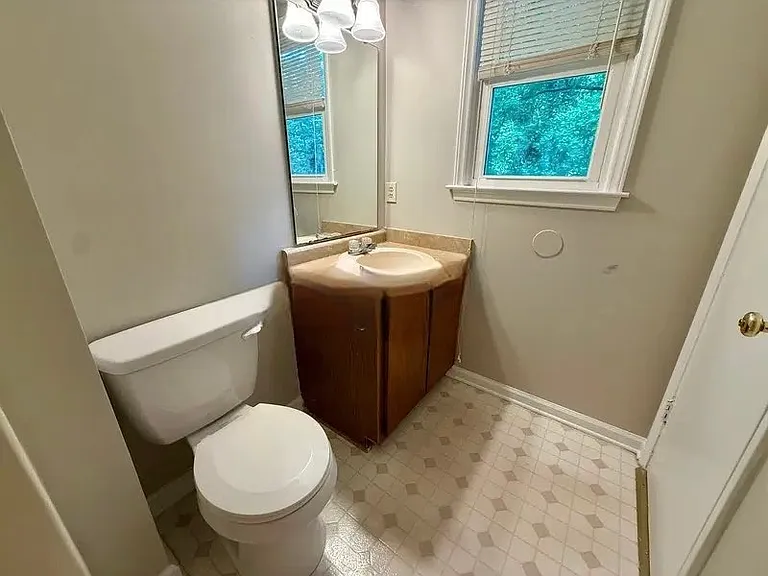 126 S Atley Ln #MAIN — Photo 8