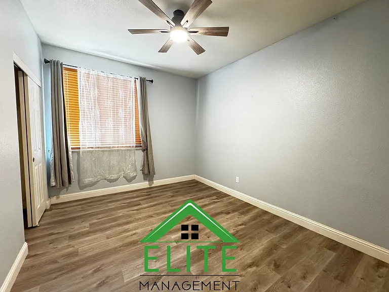 9009 Tillander Way — Photo 16