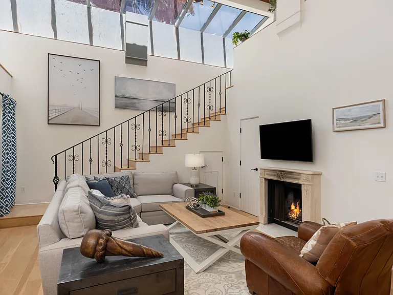 122 Santa Rosa Pl — Photo 5