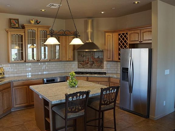 5th image of 37923 S Loma Serena Dr