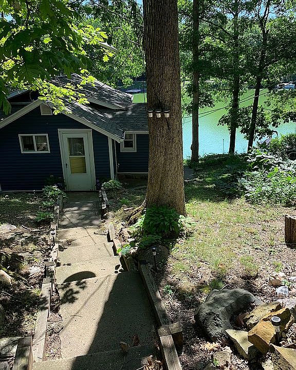 1st image of 1029 Island Ln