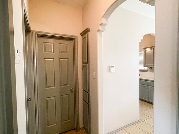 4th image of 2513 Chuparosa Ct #2A
