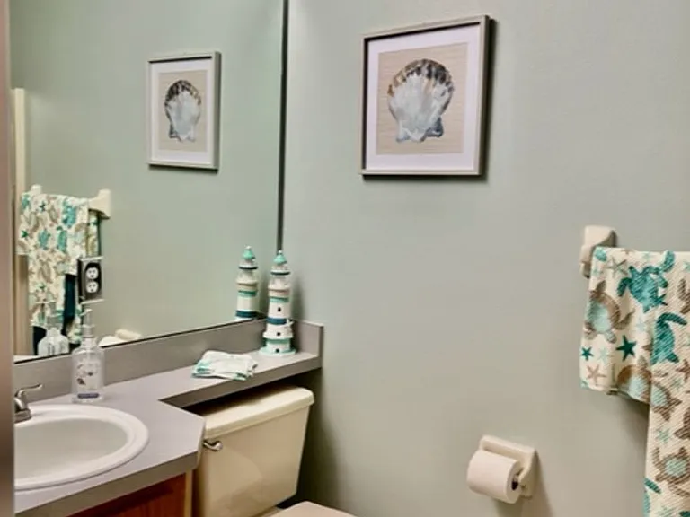 11122 W Cove Harbor Dr — Photo 4